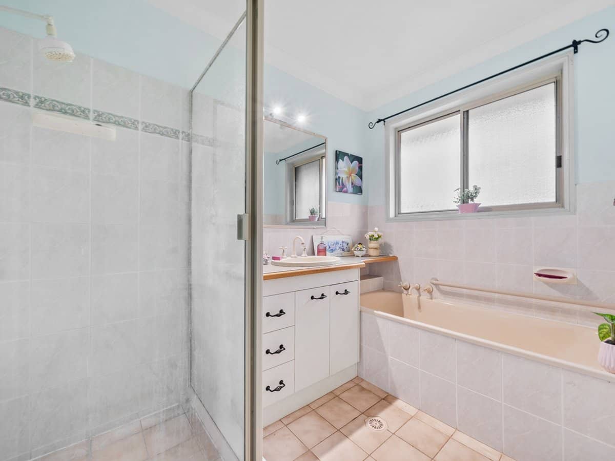 10 Cazna Court, REDLAND BAY - Thumbnail 15