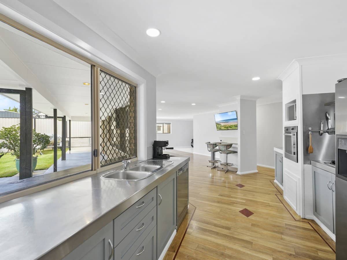 76 Hickey Way, CARRARA - Thumbnail 4