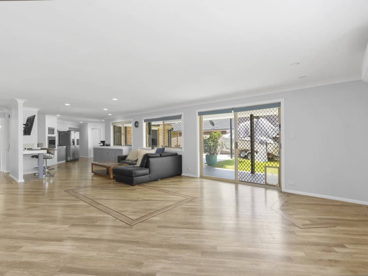 76 Hickey Way, CARRARA - Thumbnail 6