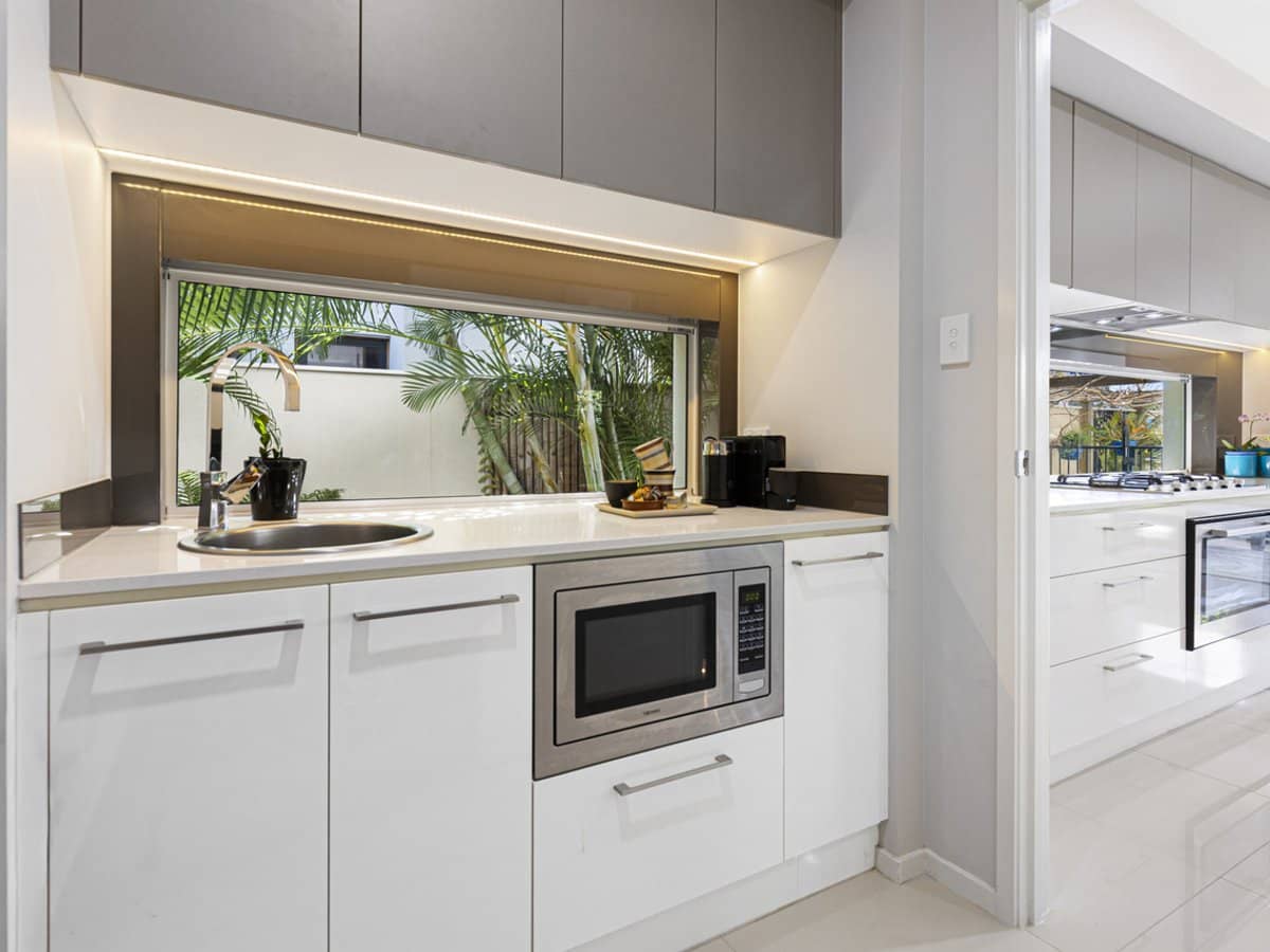 921 Medinah Avenue, ROBINA - Thumbnail 6