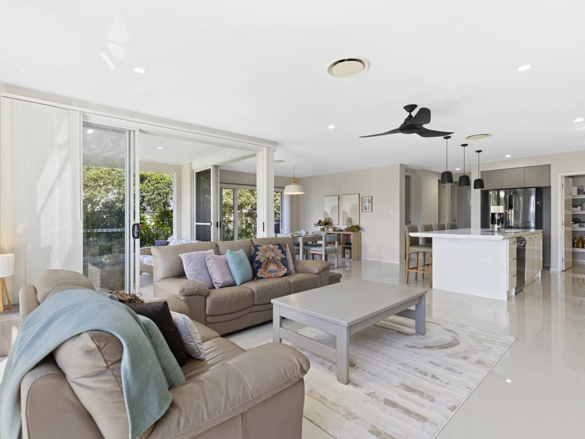 921 Medinah Avenue, ROBINA - Thumbnail 13
