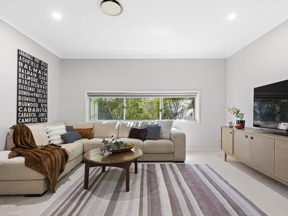 921 Medinah Avenue, ROBINA - Thumbnail 21