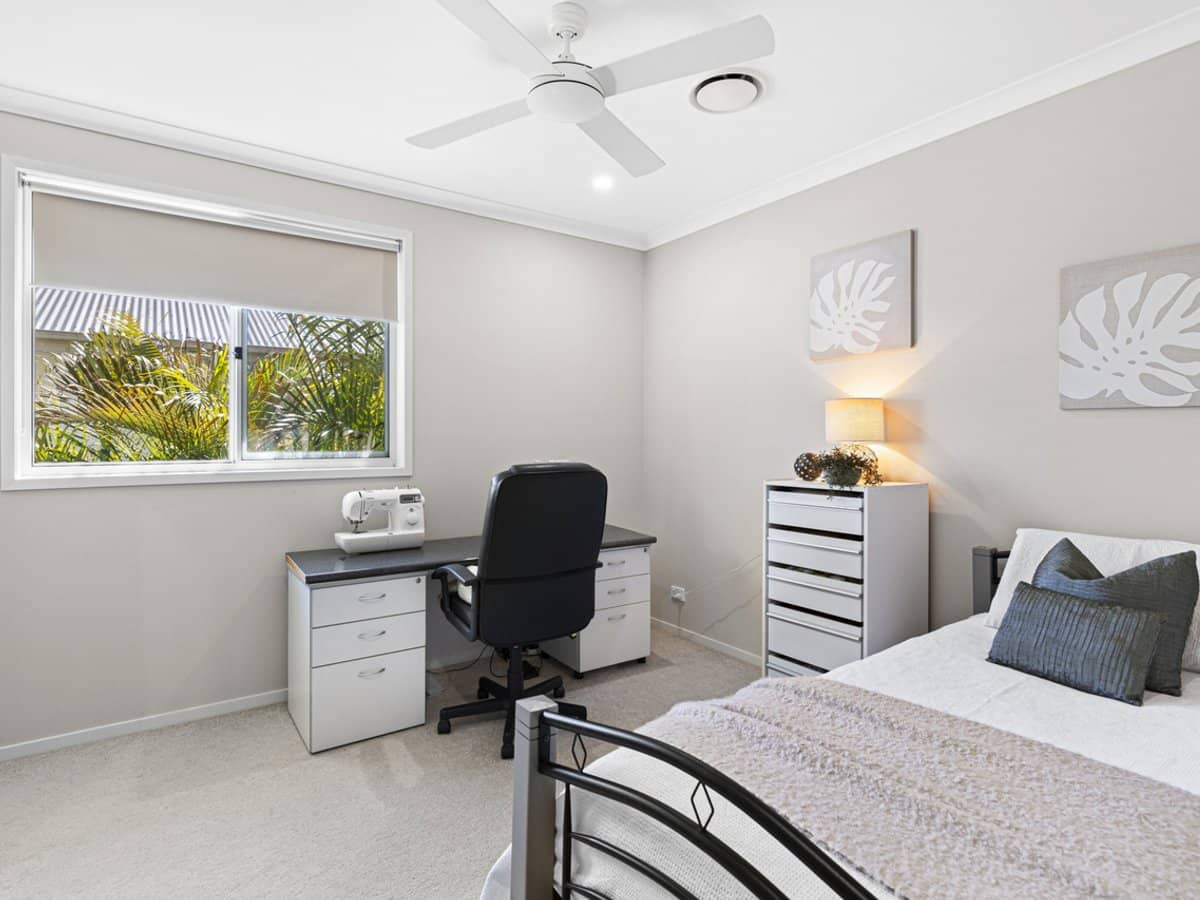 921 Medinah Avenue, ROBINA - Thumbnail 31