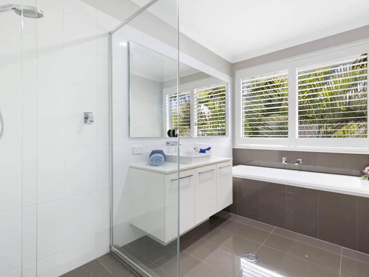 921 Medinah Avenue, ROBINA - Thumbnail 32