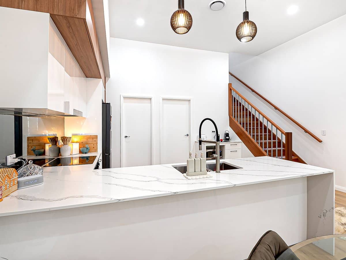 923 Old Cleveland Road, CARINA - Thumbnail 3