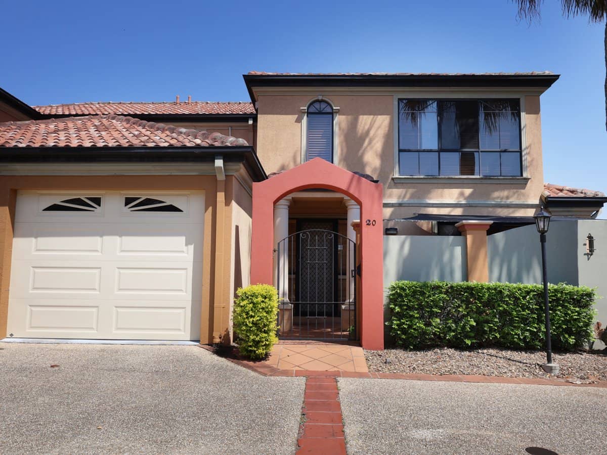 24 Radan Street, SUNNYBANK HILLS - Thumbnail 1