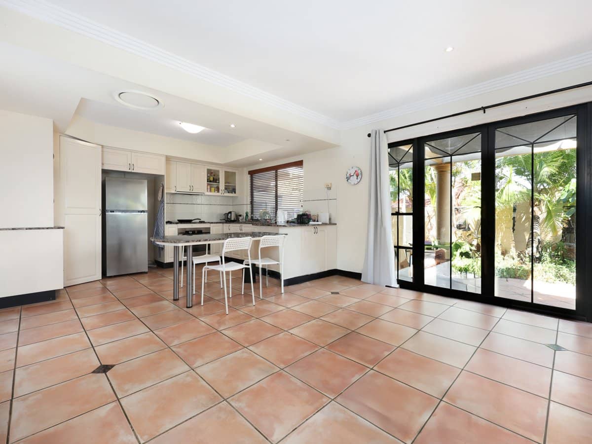 24 Radan Street, SUNNYBANK HILLS - Thumbnail 3