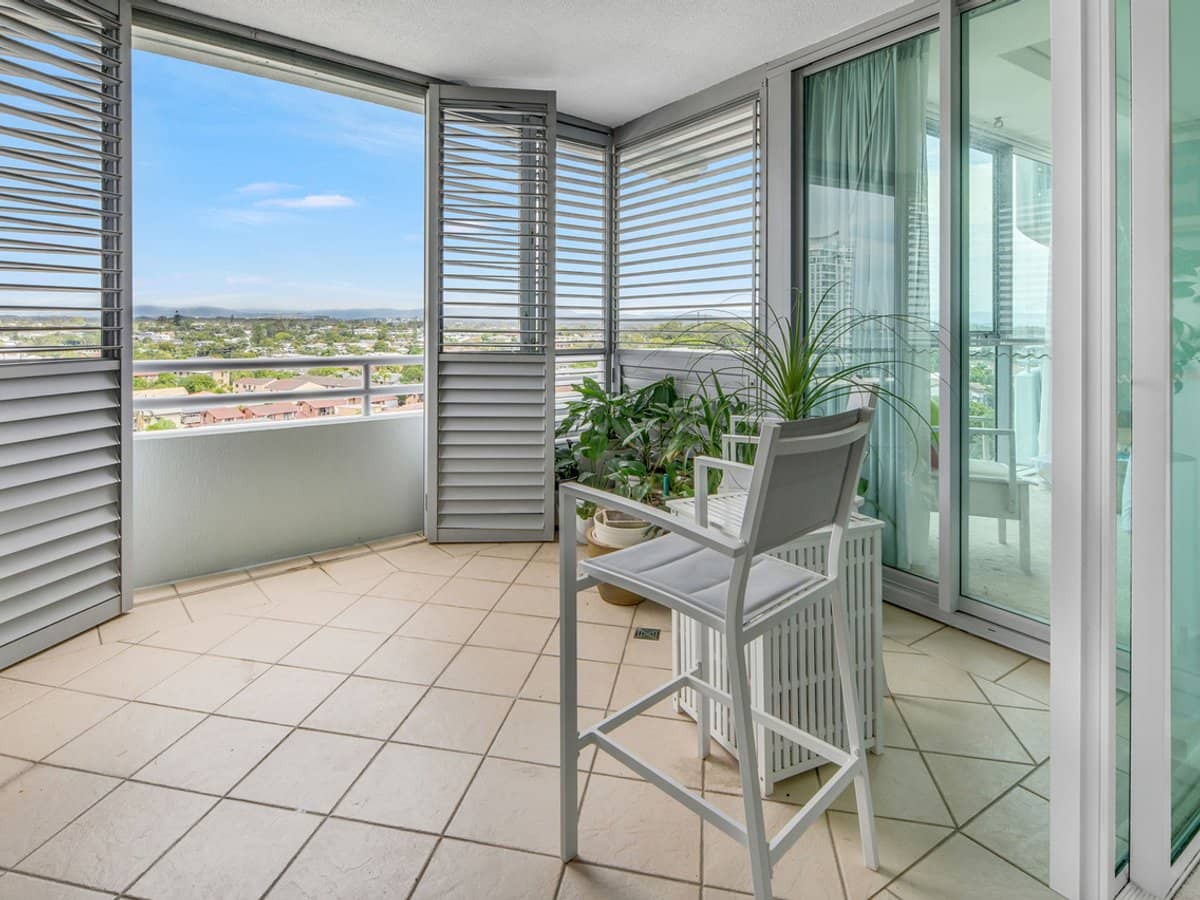 360 Marine Parade, LABRADOR - Thumbnail 10