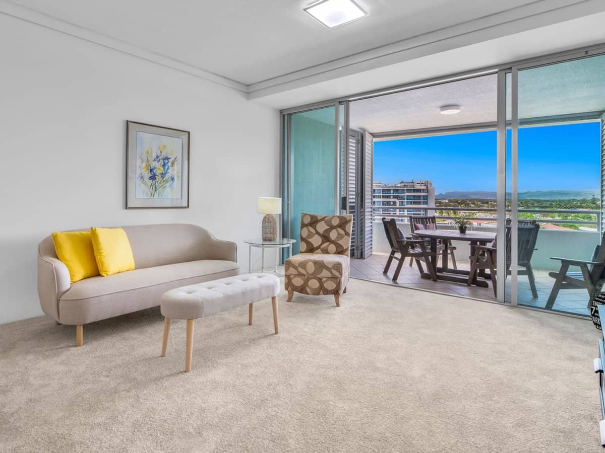 360 Marine Parade, LABRADOR - Thumbnail 9