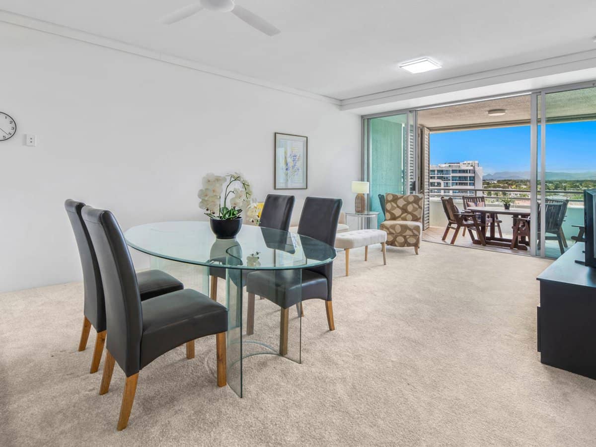 360 Marine Parade, LABRADOR - Thumbnail 10