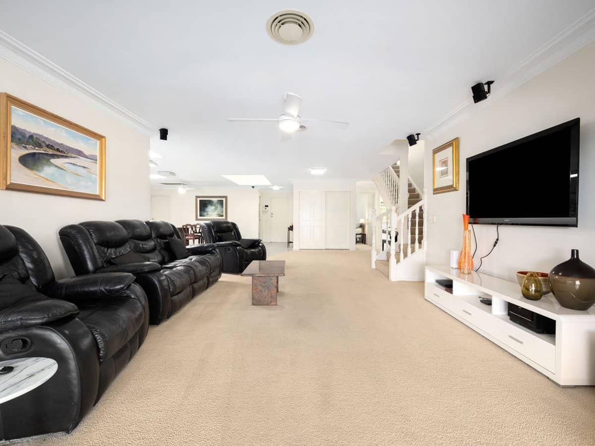 6 Bulolo Avenue, Runaway Bay - Thumbnail 13