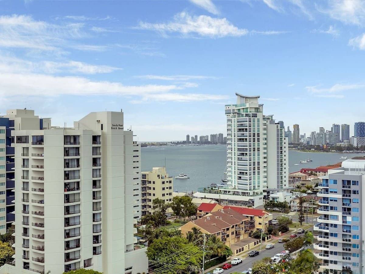 360 Marine Parade, Labrador - Thumbnail 1