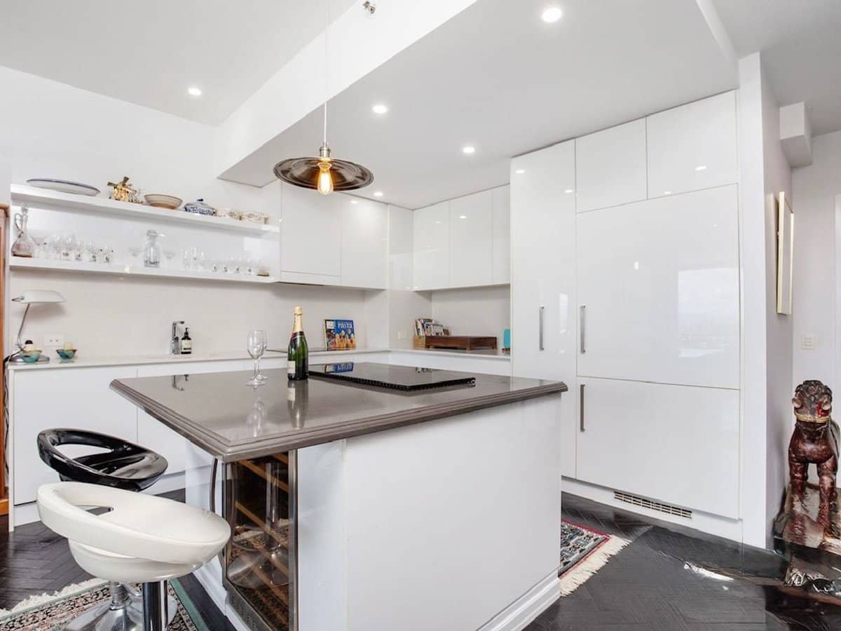 360 Marine Parade, Labrador - Thumbnail 8