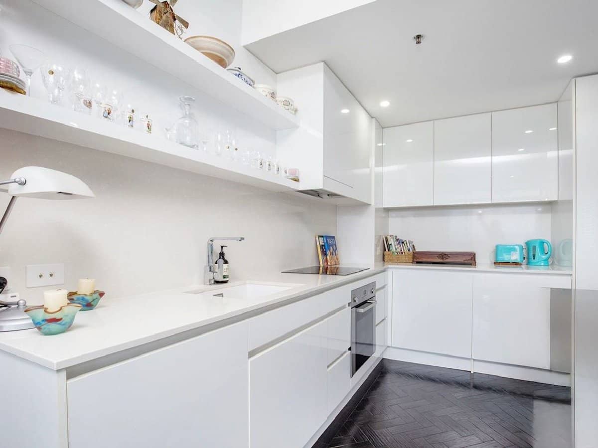 360 Marine Parade, Labrador - Thumbnail 9