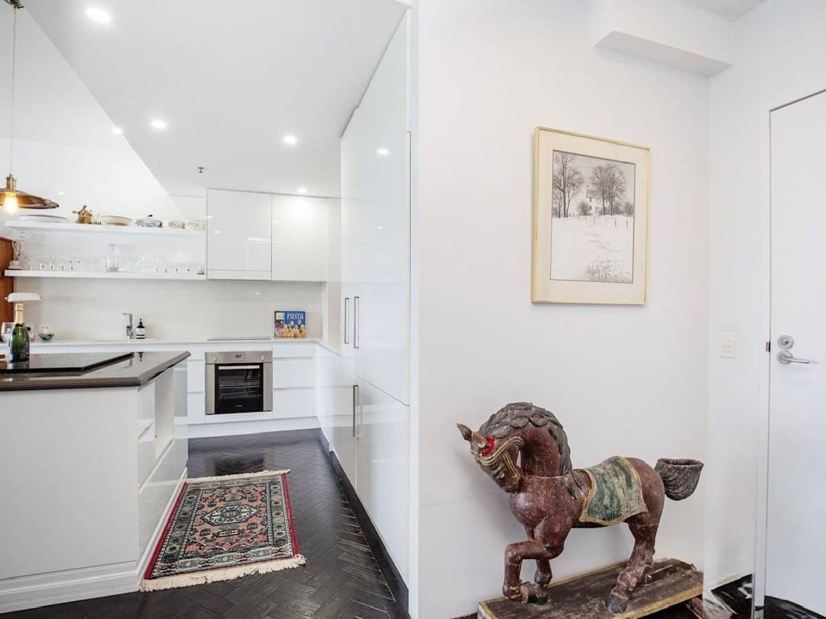 360 Marine Parade, Labrador - Thumbnail 10