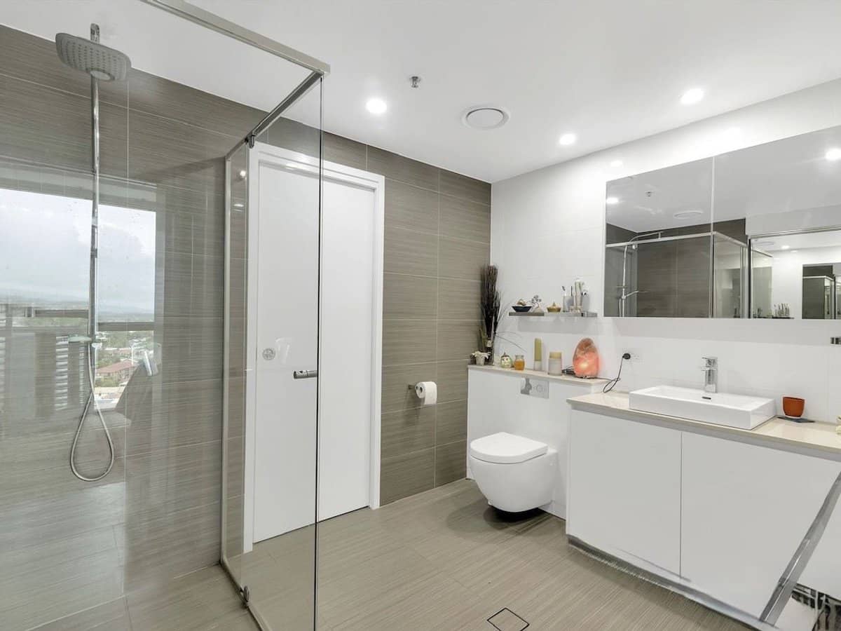 360 Marine Parade, Labrador - Thumbnail 12