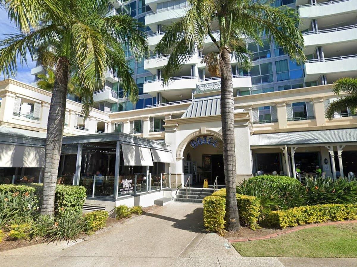 360 Marine Parade, Labrador - Thumbnail 20