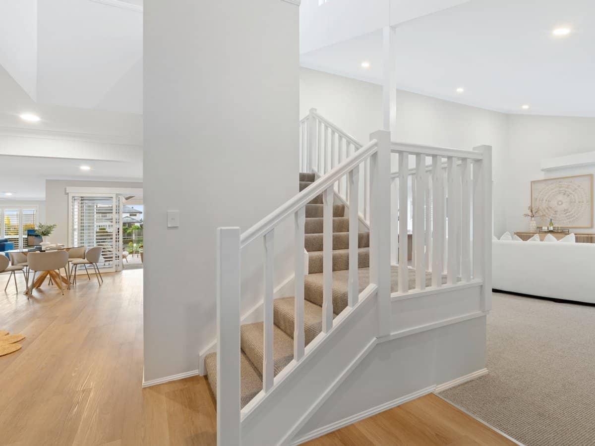 29 Limetree Parade, RUNAWAY BAY - Thumbnail 7