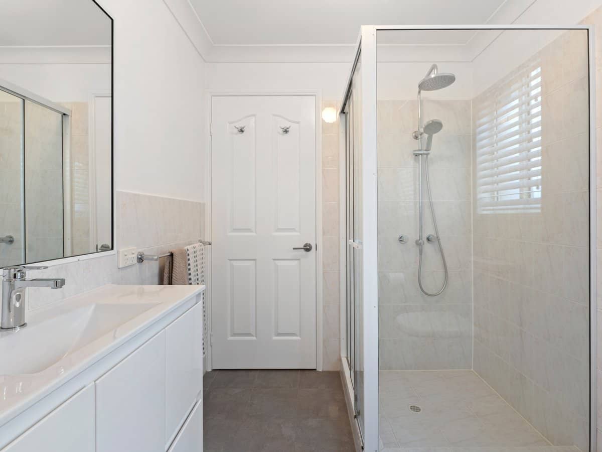 29 Limetree Parade, RUNAWAY BAY - Thumbnail 27