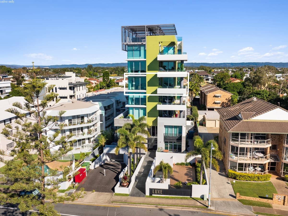 446 Marine Parade, Biggera Waters - Thumbnail 2