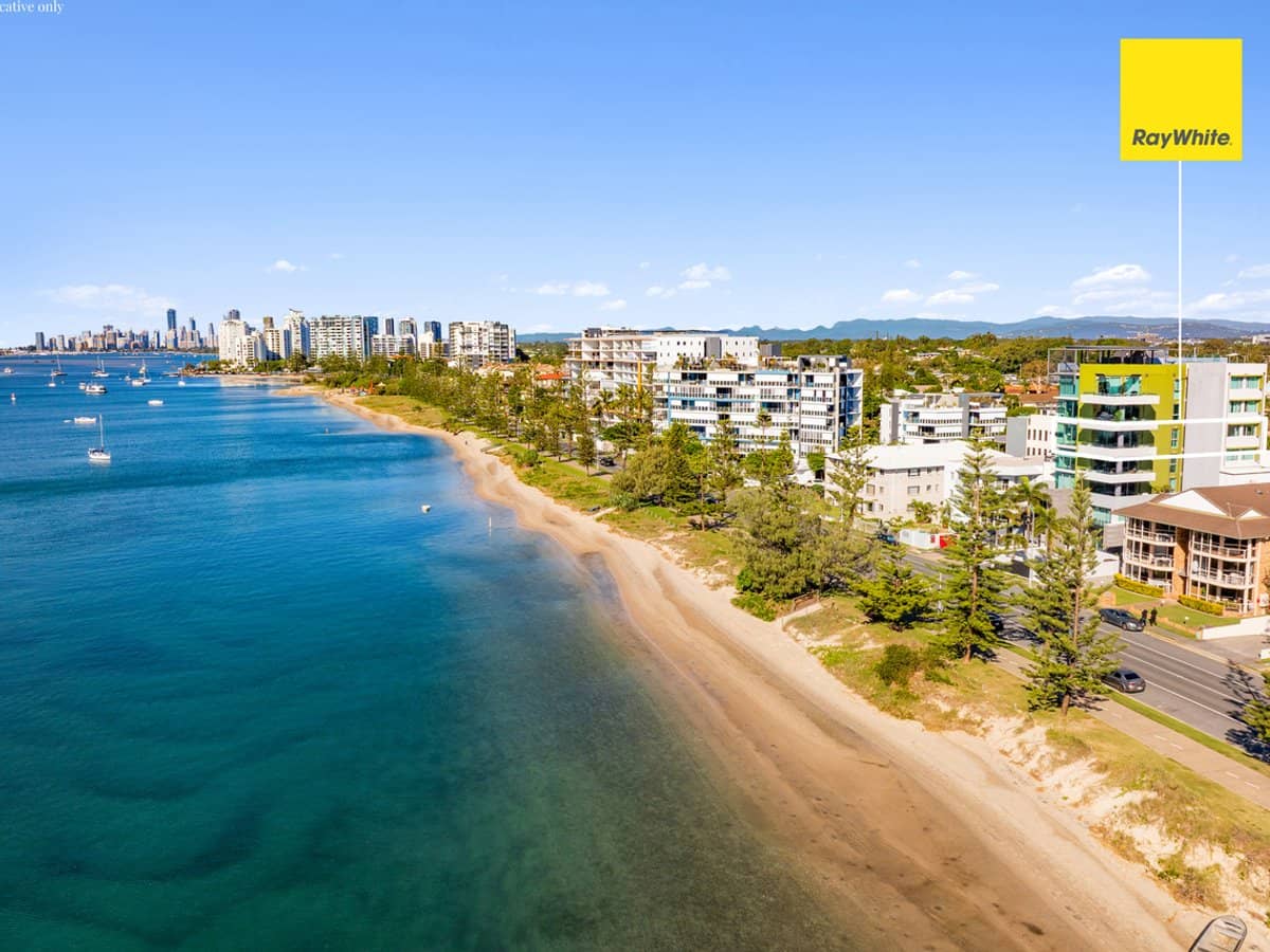 446 Marine Parade, Biggera Waters - Thumbnail 28