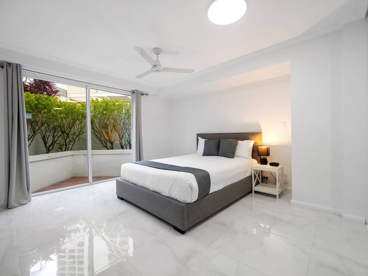 140-144 Ferny Avenue, Surfers Paradise - Thumbnail 7