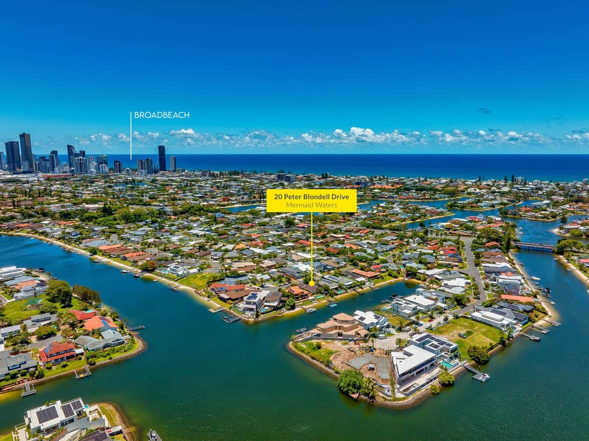 20 Peter Blondell Drive, MERMAID WATERS - Thumbnail 5