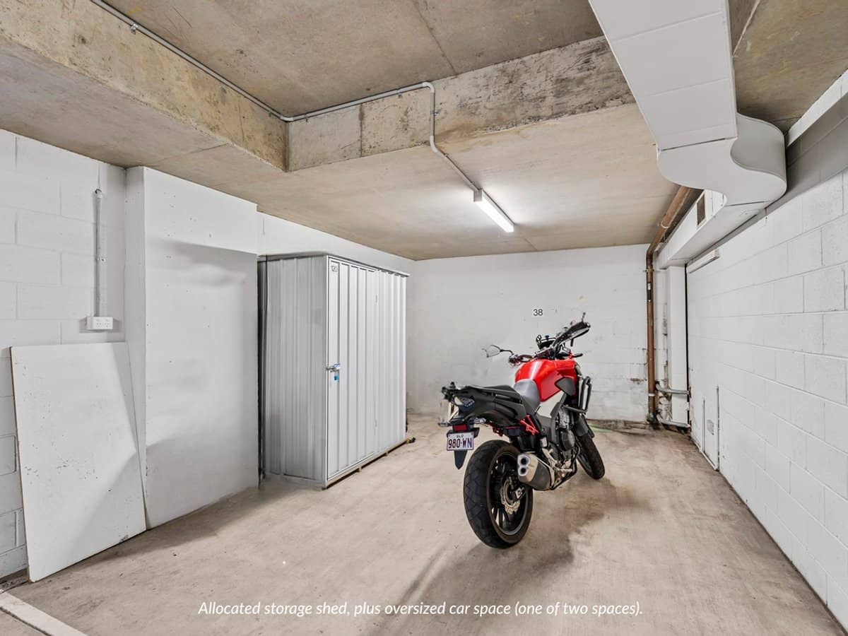 76-80 Chichester Drive, ARUNDEL - Thumbnail 13