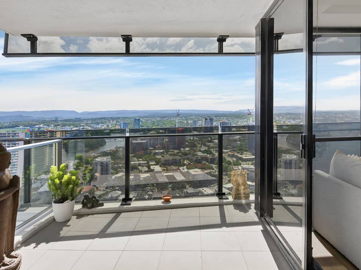 9 Ferny Avenue, Surfers Paradise - Thumbnail 9