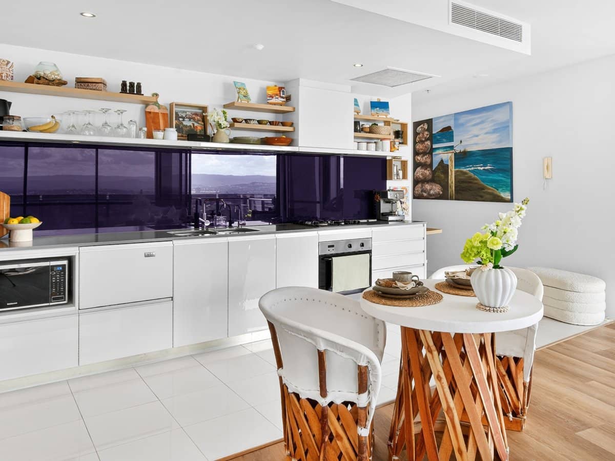 9 Ferny Avenue, Surfers Paradise - Thumbnail 12