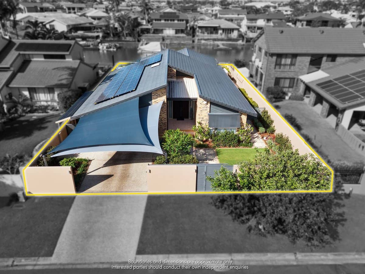 41 Tradewinds Avenue, Paradise Point - Thumbnail 2