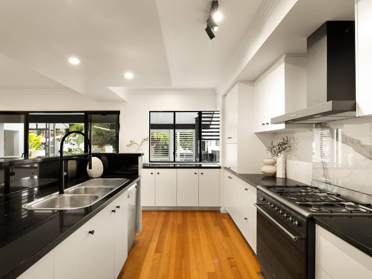 86 Gracemere Street, NEWMARKET - Thumbnail 16