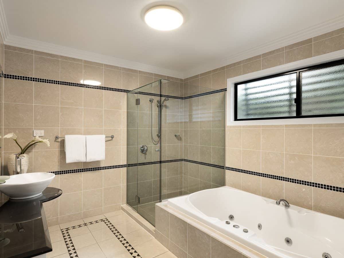 86 Gracemere Street, NEWMARKET - Thumbnail 33