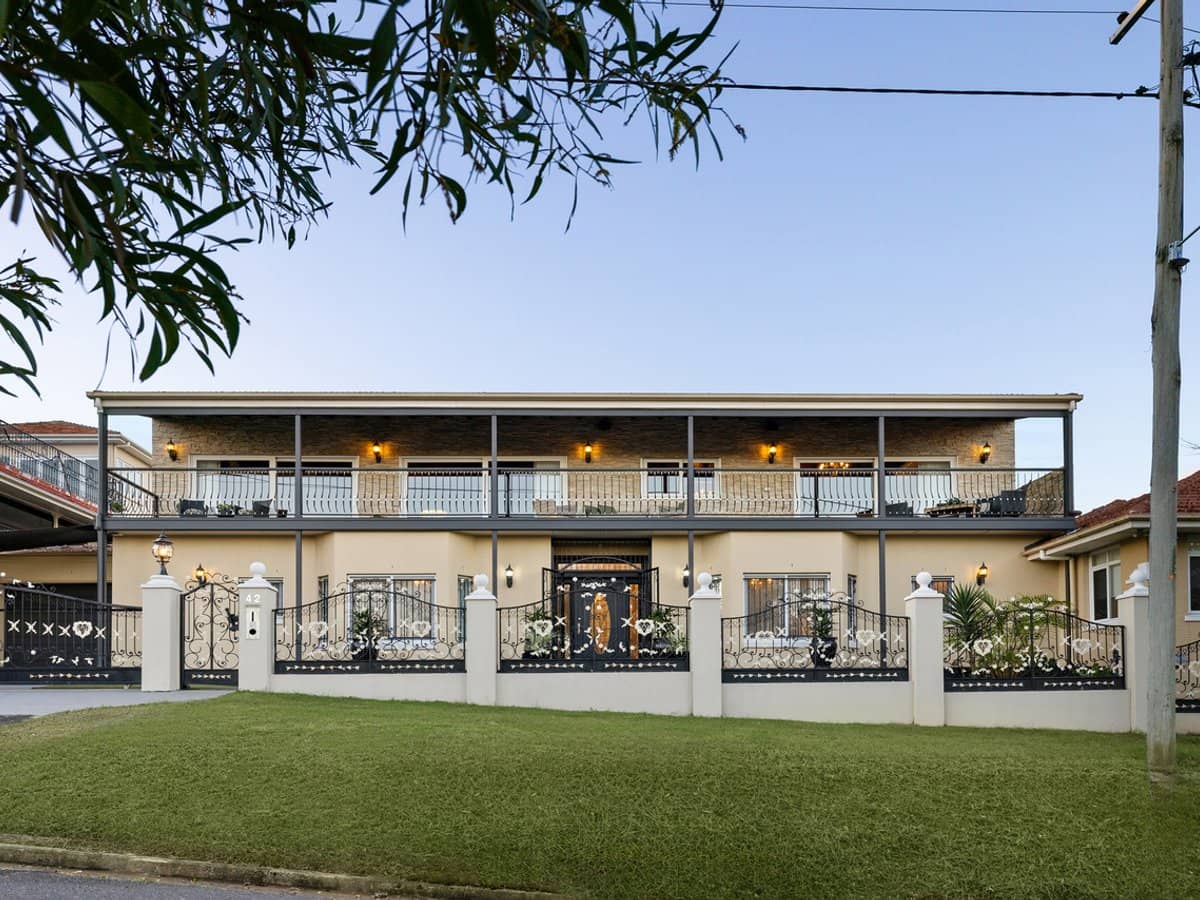 42 Huet Street, WAVELL HEIGHTS - Thumbnail 1