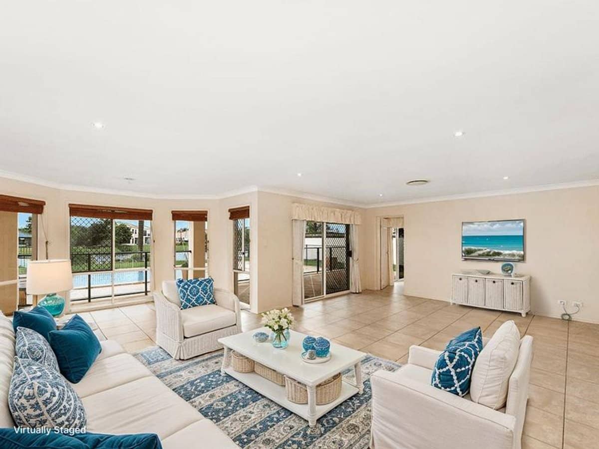 26 Sabrina Avenue, HELENSVALE - Thumbnail 3