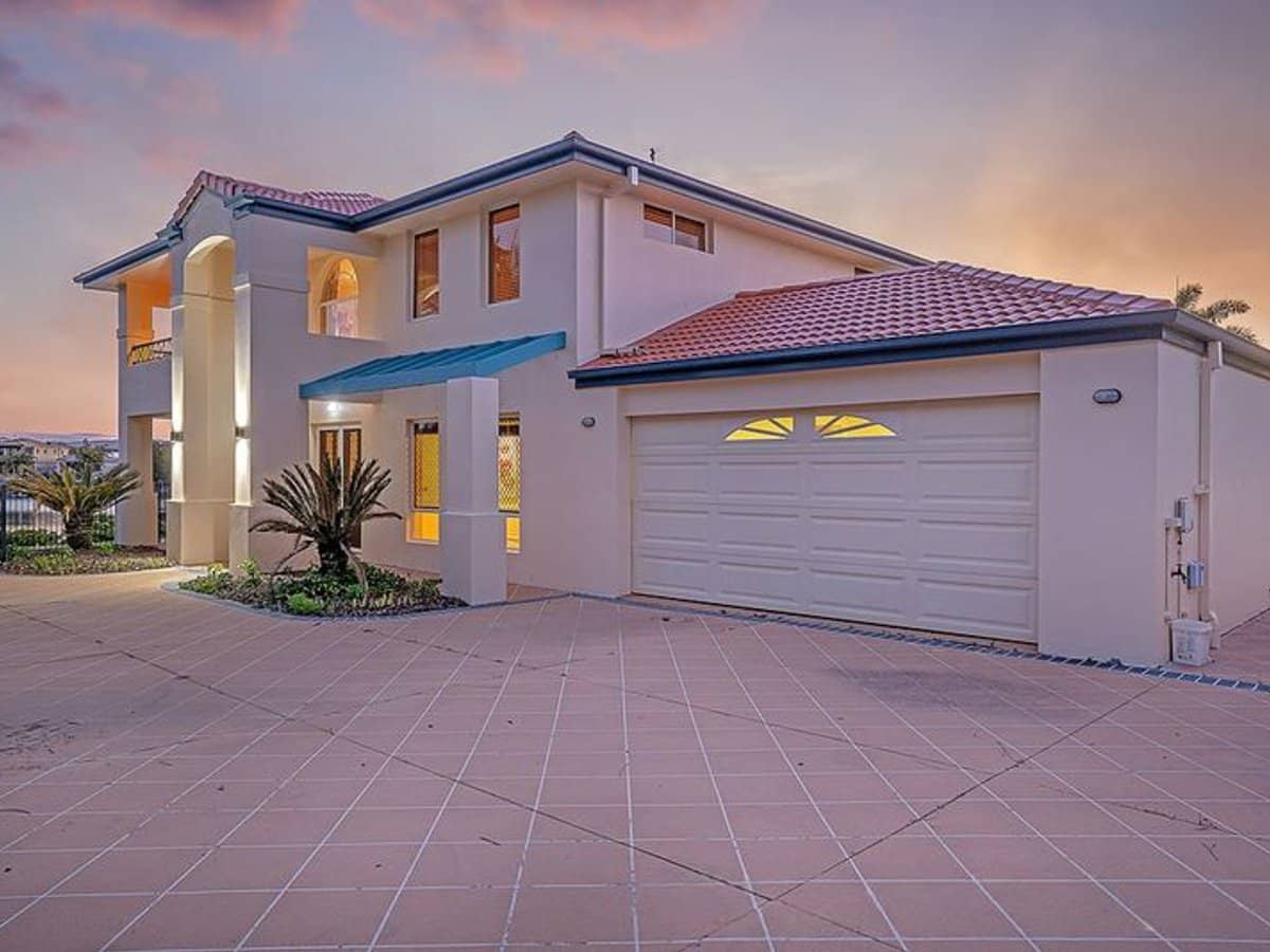 26 Sabrina Avenue, HELENSVALE - Thumbnail 15