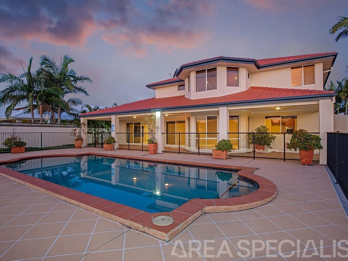 26 Sabrina Avenue, HELENSVALE - Thumbnail 3