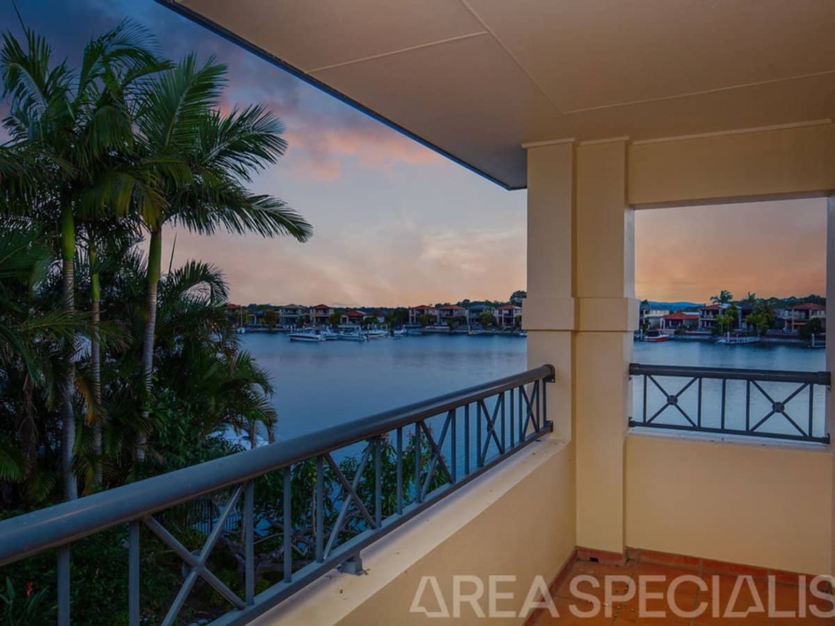 26 Sabrina Avenue, HELENSVALE - Thumbnail 4