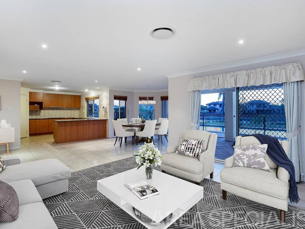 26 Sabrina Avenue, HELENSVALE - Thumbnail 9