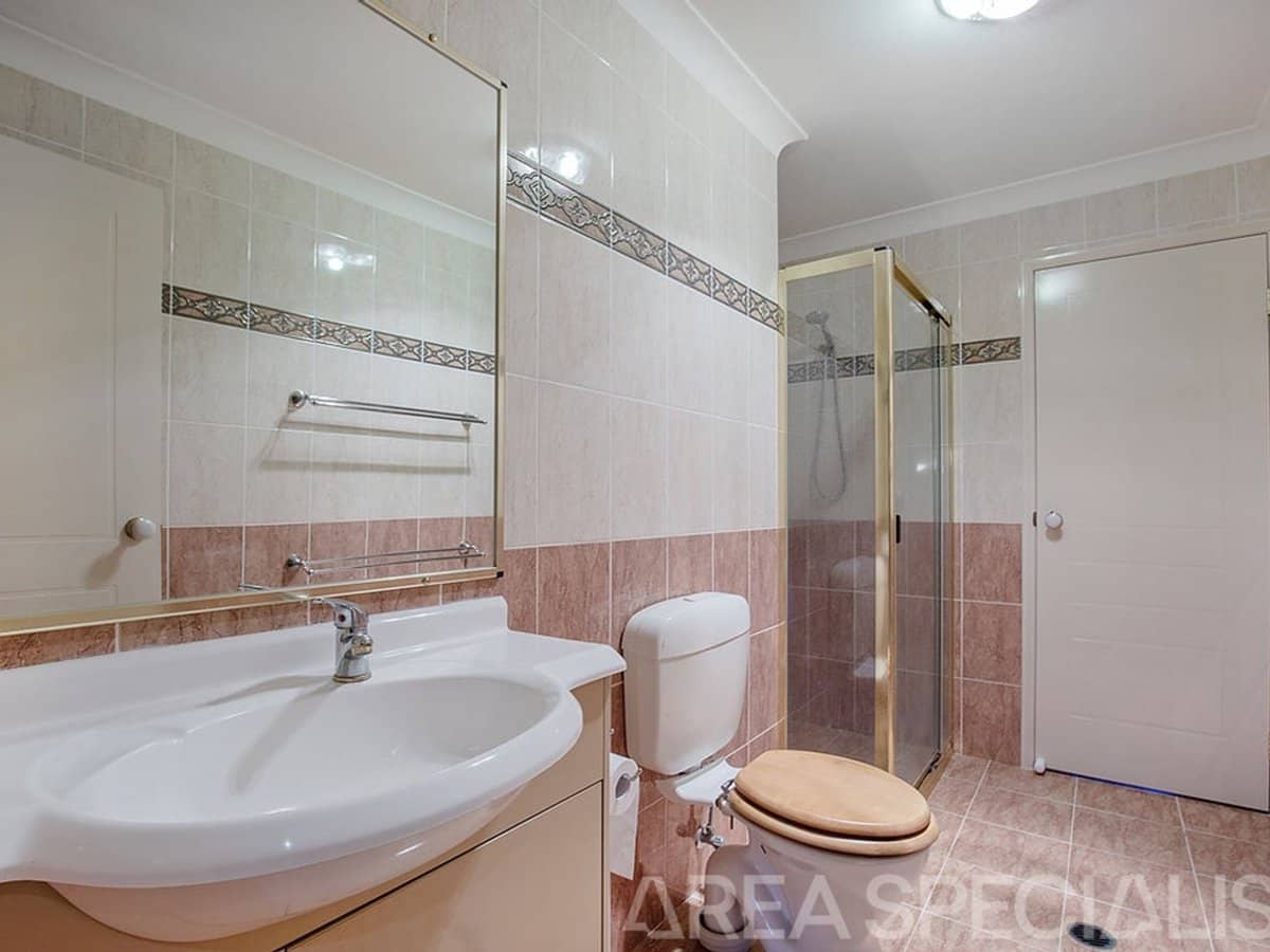 26 Sabrina Avenue, HELENSVALE - Thumbnail 13