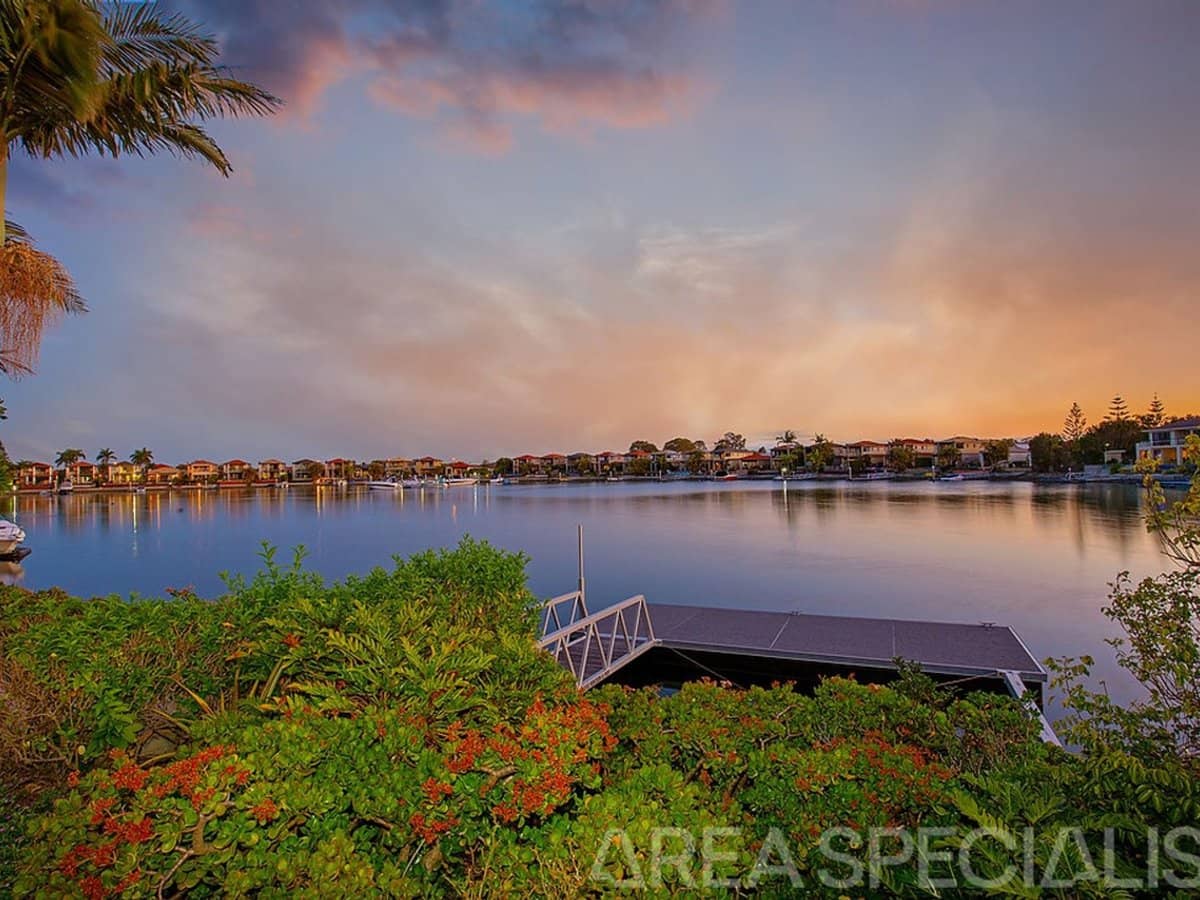 26 Sabrina Avenue, HELENSVALE - Thumbnail 32