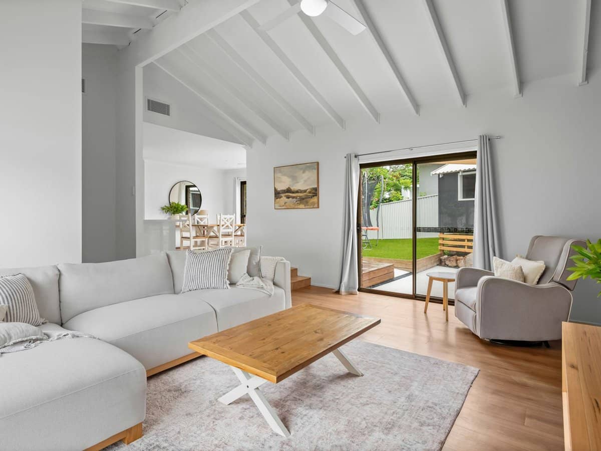 19 Whitian Drive, CARRARA - Thumbnail 9