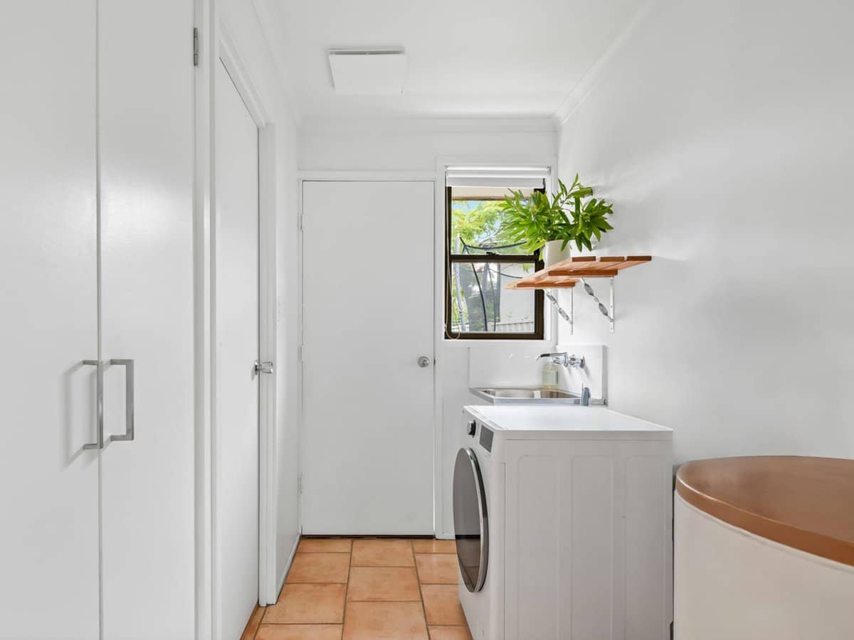 19 Whitian Drive, CARRARA - Thumbnail 21