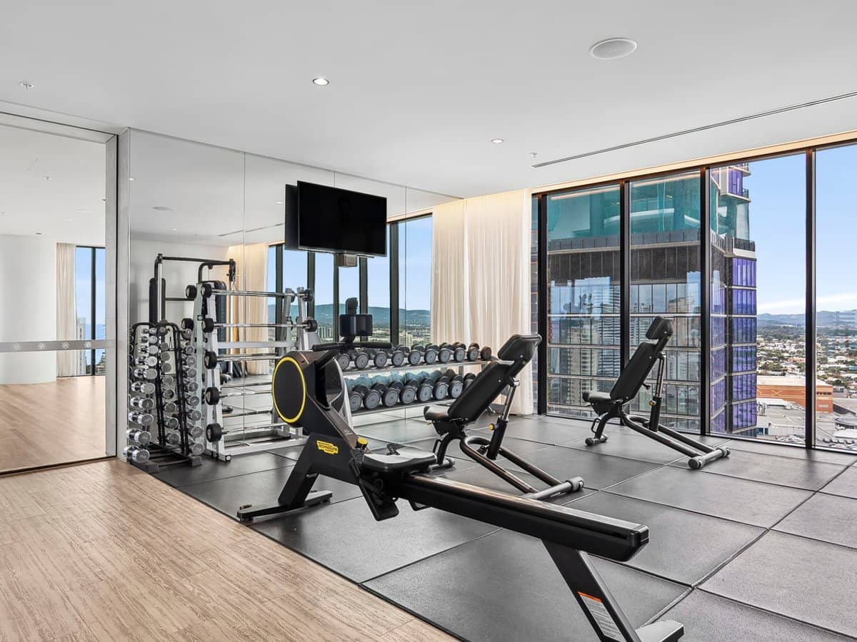 5 The Darling Avenue, BROADBEACH - Thumbnail 15