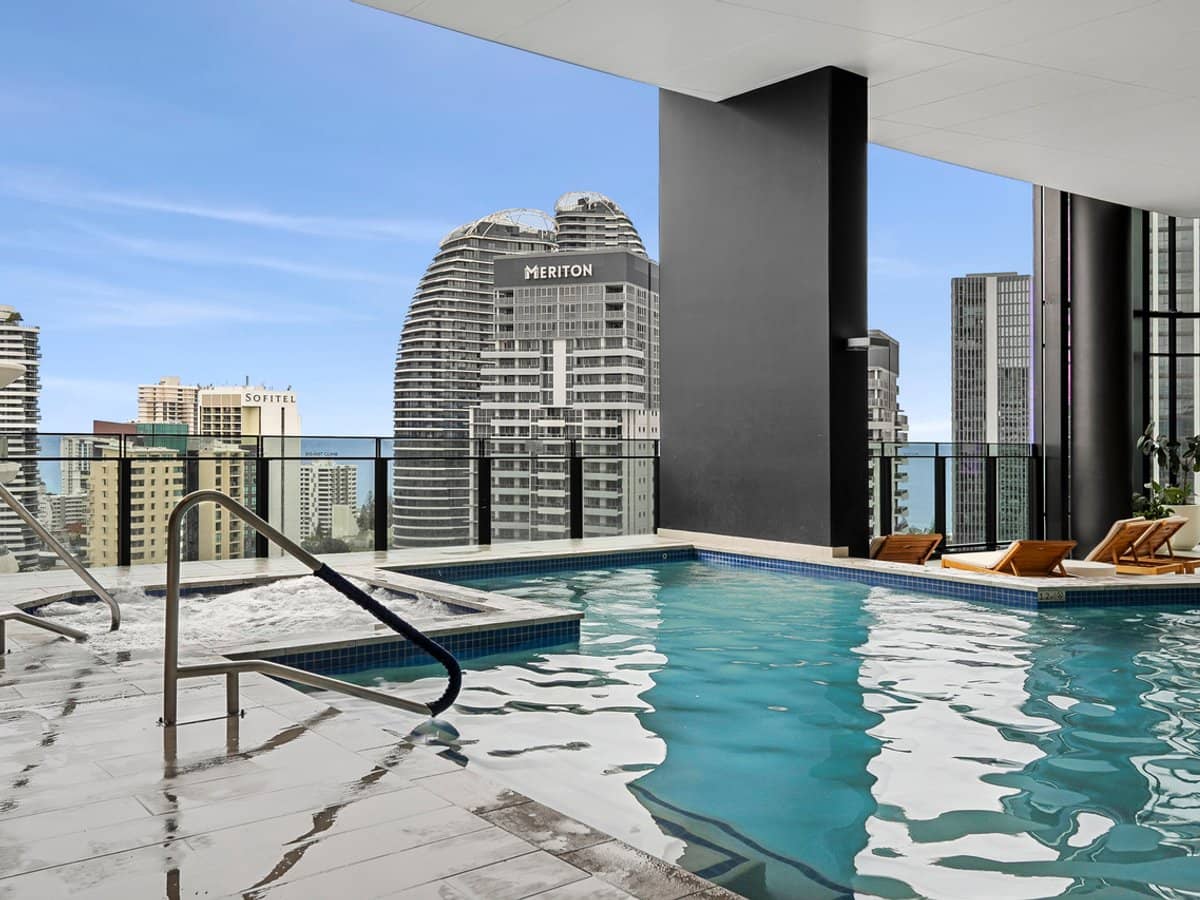 5 The Darling Avenue, BROADBEACH - Thumbnail 19