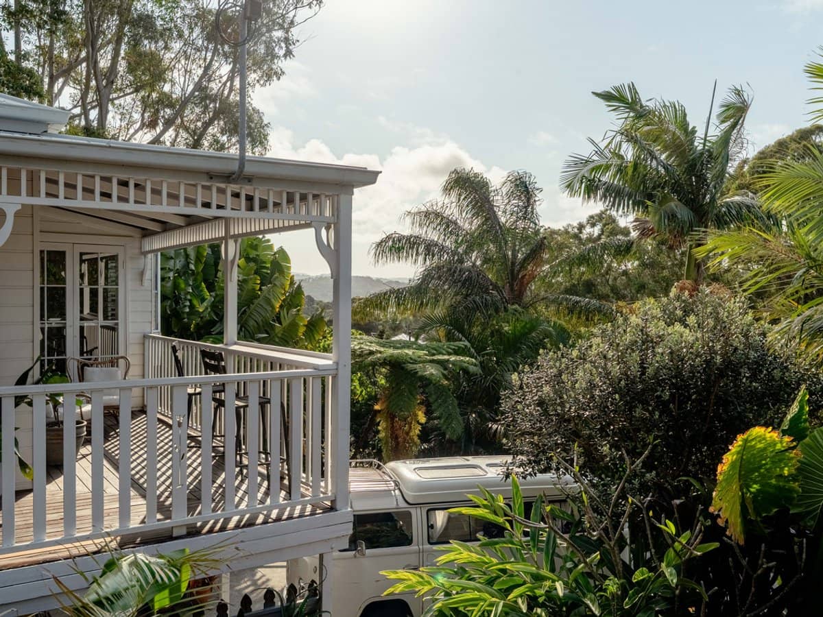 22 Illawarra Court, TUGUN - Thumbnail 3