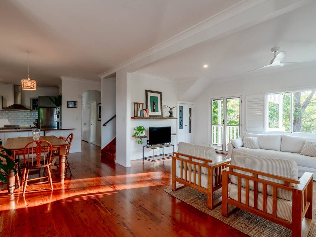 22 Illawarra Court, TUGUN - Thumbnail 6