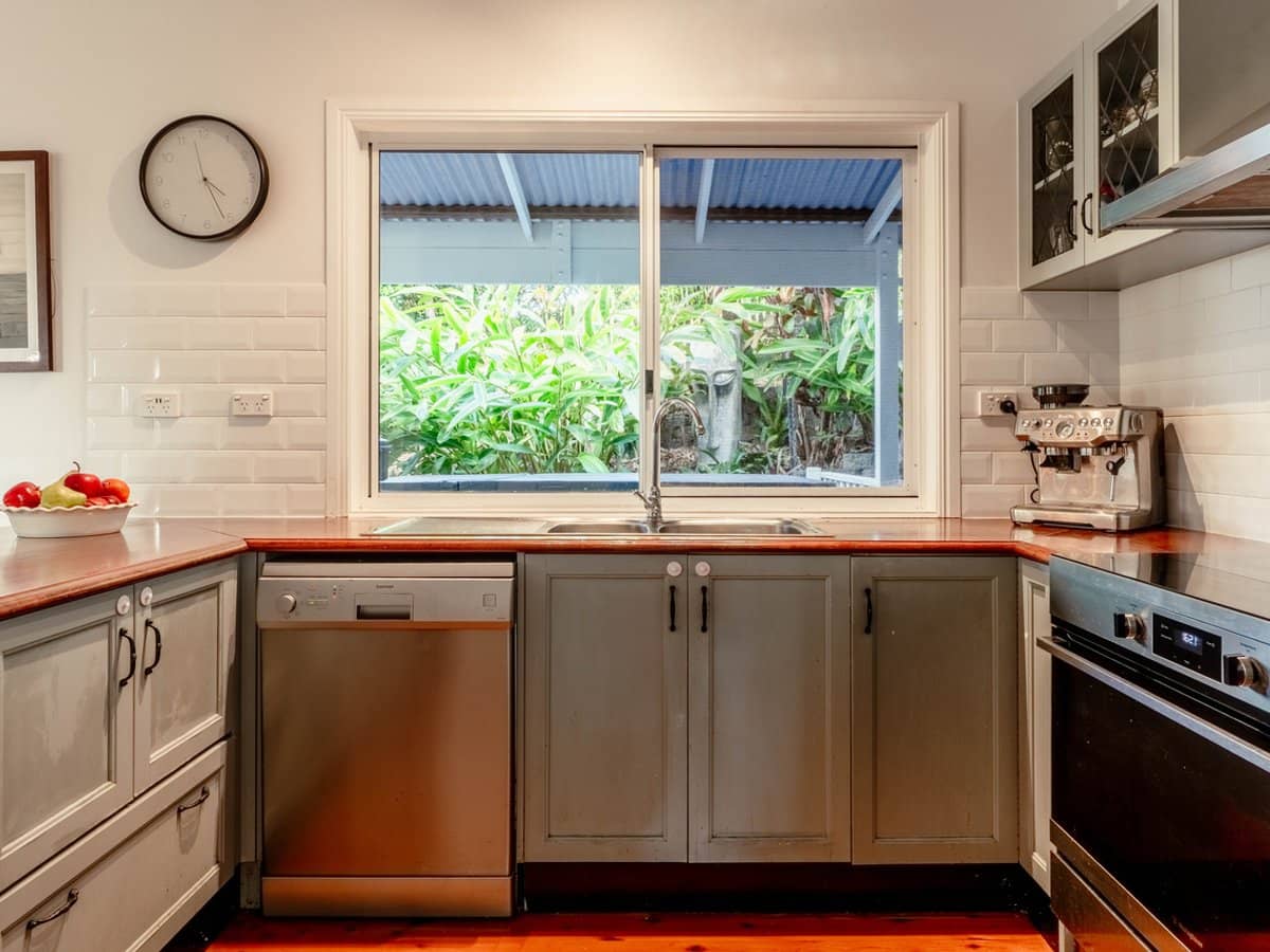 22 Illawarra Court, TUGUN - Thumbnail 10