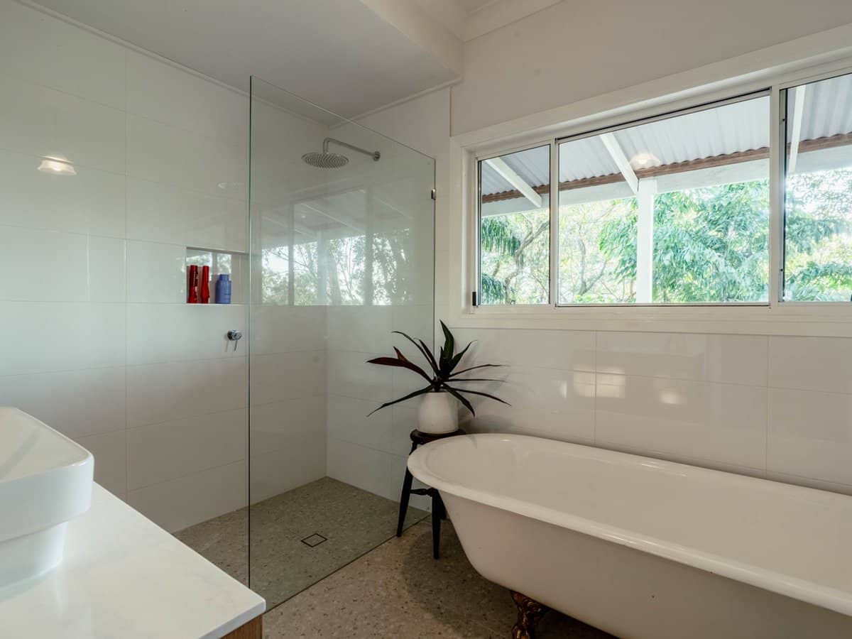 22 Illawarra Court, TUGUN - Thumbnail 14
