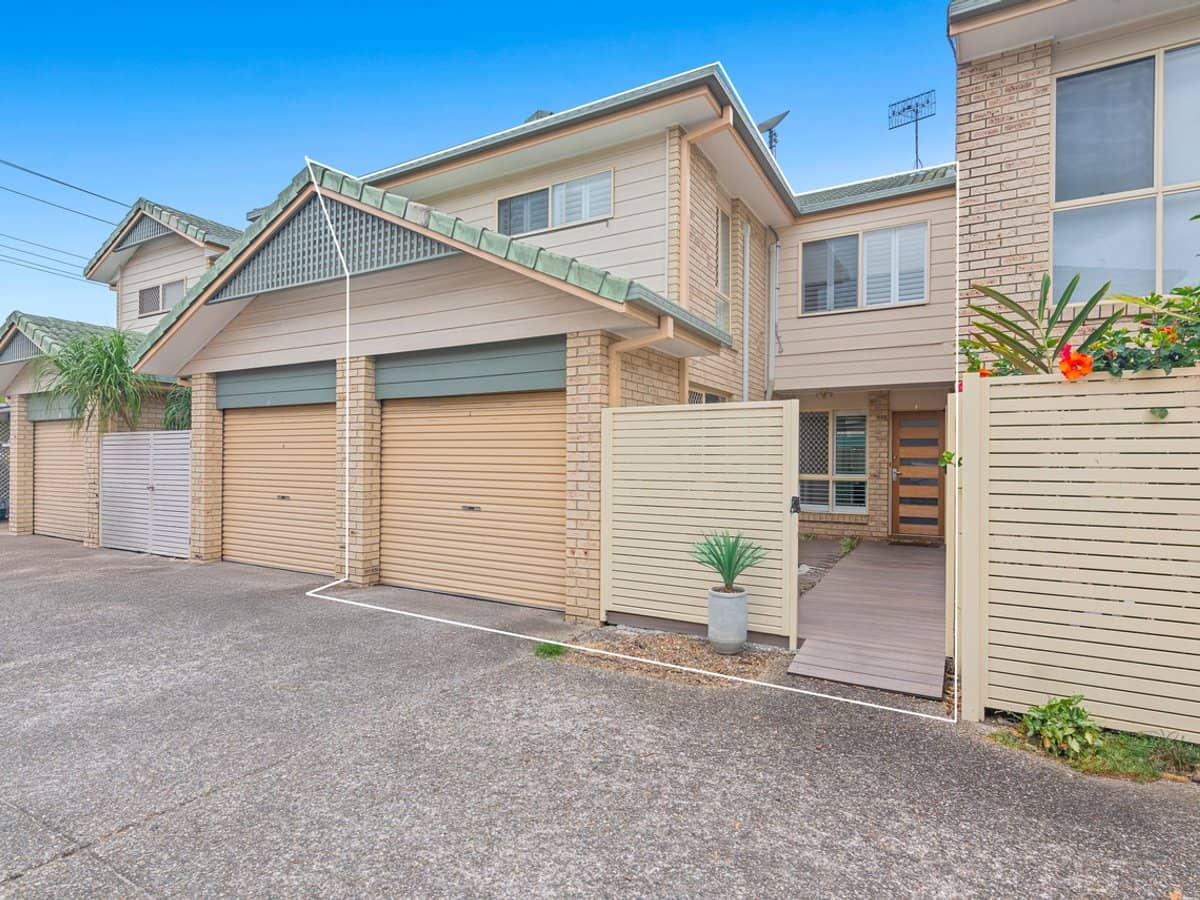 25-27 Philip Street, CURRUMBIN - Thumbnail 1